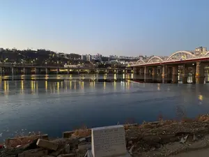 연말연시 한파..한강 얼었다