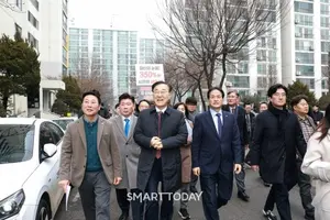 “1기 신도시 6.3만 가구 차질 없이 공급”...김윤덕 국토부 장관, 일산 선도지구 현장 점검