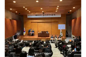 '위임장 수거꾼'에서 '경영 컨설턴트'로…연 수백억 시장 뜬다