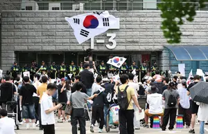 투표용지 부족 투표소 91곳...26곳 한 때 투표 중단