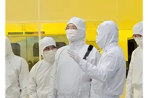 이재용, 천안 HBM 라인 점검... 25일엔 이재명 대통령 만날 듯