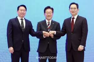 호남권 반도체 클러스터 속도…청와대 “광주 군공항 부지 최적”
