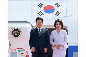 李대통령, 서울 도착…증시 폭락 등 국내 난제 '산적'