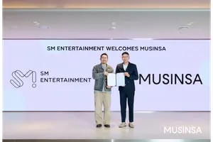무신사 앱에서 SM 굿즈 산다…패션과 엔터테인먼트의 IP 동맹