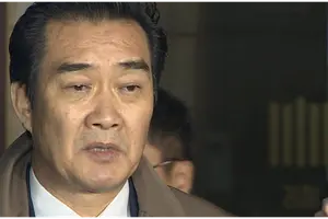 '국감 증인 불출석' 유경선 유진그룹 회장 1심 무죄