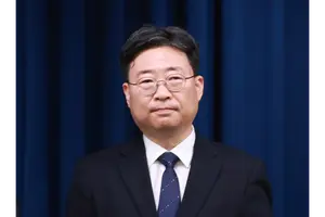 김용범 후임에 하준경..靑 정책실장 1달만에 인사