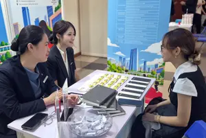 베트남서 500여명 채용하는 롯데... 설명회에 취준생 3000여명 몰려