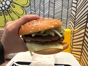 [냠냠뷰] 버거 하나에 1만2400원…맥도날드 ‘빅아치’ 몸값 할까