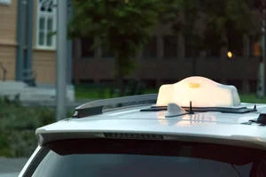 노르웨이, 세계 최초로 수도에 택시용 무선 전기충전인프라 갖춘다.