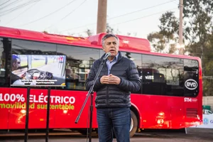 중국 BYD, 아르헨티나에 전기차 12대 공급