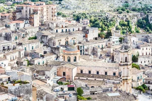 세금내는 주민에게 무료 버스..팔레르모 시장 제안