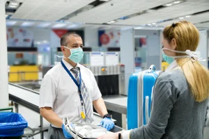 뱅갈루루 방문 외국인, 호텔 검역 비용 지불해야