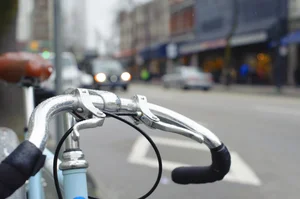 폐기된 공유 자전거...덴버에서는 쓰레기, 휴스턴에서는 보물