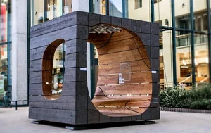 [화제] 부다페스트 와이파이 핫스팟 가구, 밀레니얼 세대의 인기 ‘한몸에’