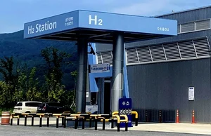 고속도로 충전시설 대폭 확대된다...내년 말까지 '전기' 1천기↑+'수소' 43기 구축