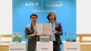 기아, ‘오션클린업’과 글로벌 파트너십 체결...해양 플라스틱 및 쓰레기 제거 활동 지원