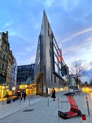 獨 슈투트가르트, e-스쿠터 승차 규제…보도 통행 금지