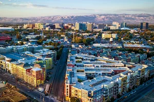 페이스북의 고향 실리콘밸리 멘로파크, 건물 1만 채 전기에너지로 개조