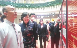 해발 1500미터 고원 도시에 4.4km 모노레일 설치