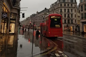 (초점)기준금리 3%, 스마트시티 추진에 미칠 영향