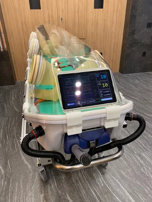 A sound pressure robot launched to transport infected patients in isolation