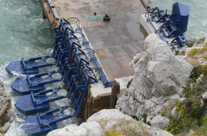 에코웨이브파워-알타씨, 로스엔젤레스에서 미국 첫 파력발전 시동