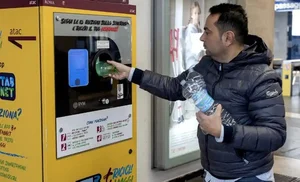 영국, 플라스틱 보증금 계획 결국 실시...유리는 빠져