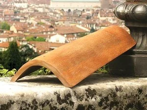 폼페이 유적지 기와 모양 태양광 패널 '일석이조'[스투/리포트]