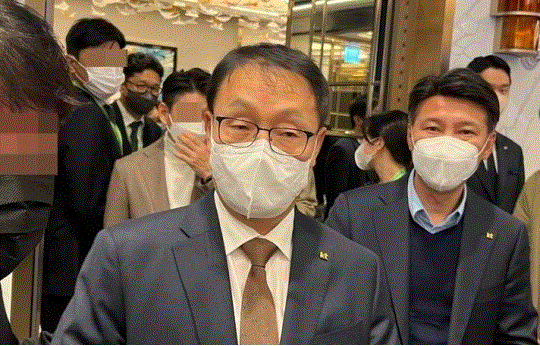 美 티로우프라이스, KT 매수 '속내' 뭐길래?