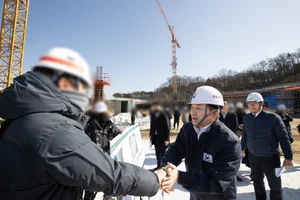 국토교통부 vs 건설노조, 강대강 대치에 건설사 속앓이