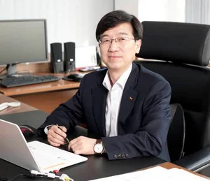 SK하이닉스, 2022년 사내 연봉킹 박성욱 전 부회장..퇴직금 포함 180억원 