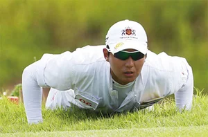 골프캐디 위상 '쑥'..bhc그룹, 골프캐디구단 창단