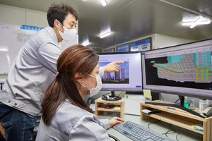 HDC현대산업개발, 스마트기술로 '안전+품질' 두 마리 토끼 잡는다 