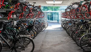 ‘자전거 수도’ 네덜란드의 기차역 자전거 보관소  '화제'