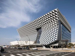 금융지주 '슈퍼법인' 코오롱인더, 금융지주 배당정책에 웃는다?