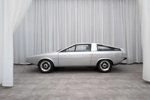 응답하라 1974!..현대차 '포니 쿠페 콘셉트' 복원 모델 최초 공개