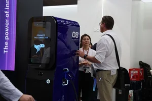 솔루엠, 유럽 '파워 투 드라이브' 참가…전기차 충전기용 파워모듈 첫 선