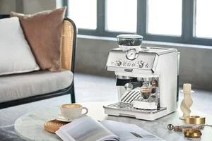 드롱기, 라스페셜리스타 아르떼 신규 컬러 화이트 출시