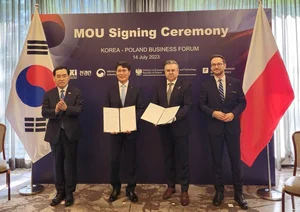 현대엔지니어링, 폴란드서 초소형모듈원전·우크라이나 재건 등 MOU 2건 체결