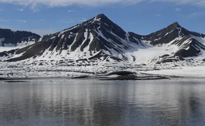 북극 스발바르섬 메탄 방출 '심화'…불길한징후 [스투/리포트]