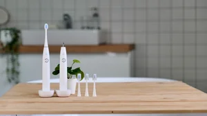 에스엠 엘앤에스, 신개념 하이브리드 칫솔 ‘잇티’ 출시