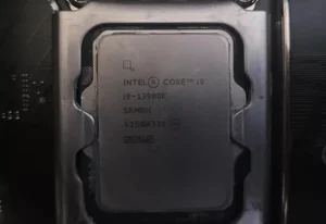 인텔 CPU 위조품 영국에서 발견돼