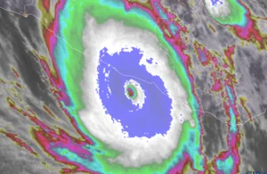 허리케인 오티스, 하룻밤새 '초강력 5등급' 도약 이유