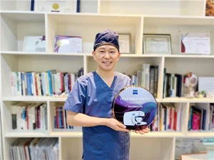 강남서울밝은안과, 자이스 스마일라식 센터로 선정