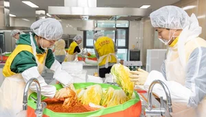 HDC현대산업개발, 연말 맞이 김장 나눔 봉사활동 진행