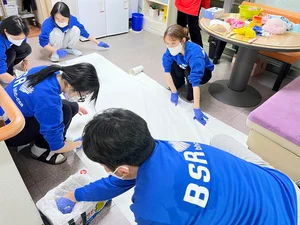 bhc 해바라기 봉사단, 희망요양원 어르신 생활 지원