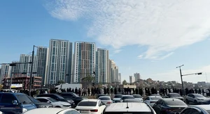 청주 가경 아이파크 6단지 견본주택 인파행렬 이어져...흥행 예감