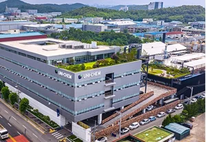 유니켐, 경영권 분쟁 종료..굴러들어온 돌이 박힌 돌 뺐다