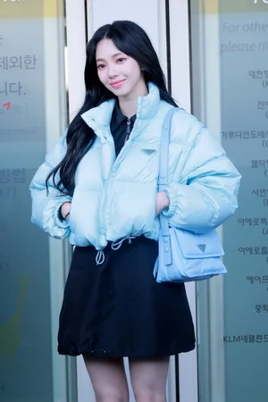 [포토] 에스파 카리나 여신미모 공항패션...인천공항 시선집중