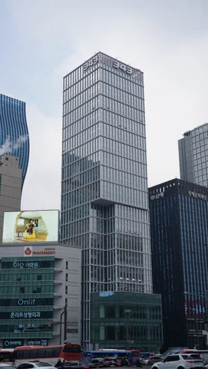 리엔장성형외과의원, 강남 본원 확장 이전